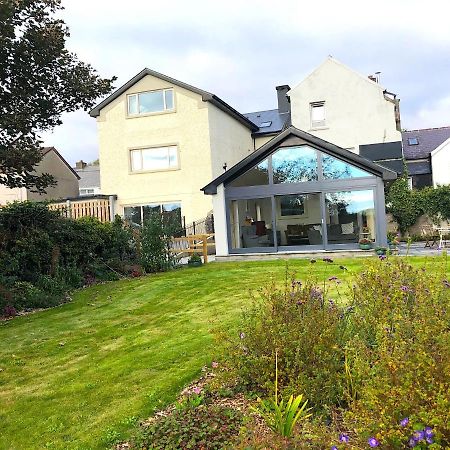 Dingle Garden Townhouse Bed and Breakfast Eksteriør billede The house of the artist in 2019